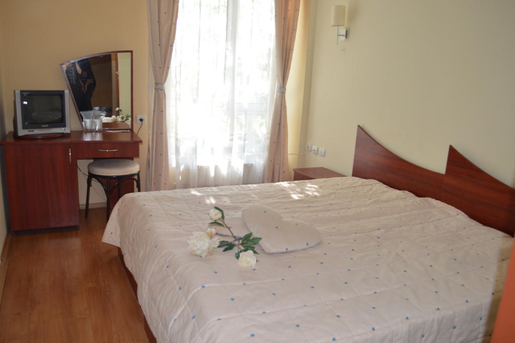 Hotel Shterev 2*